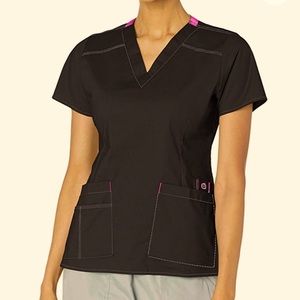 New Wonder wink ‘wonderflex’ scrub top